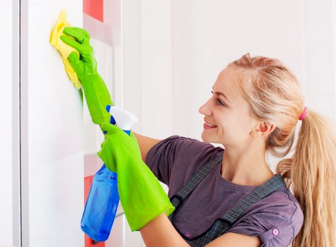 Professional one off cleaning for a Waterloo flat and living space
